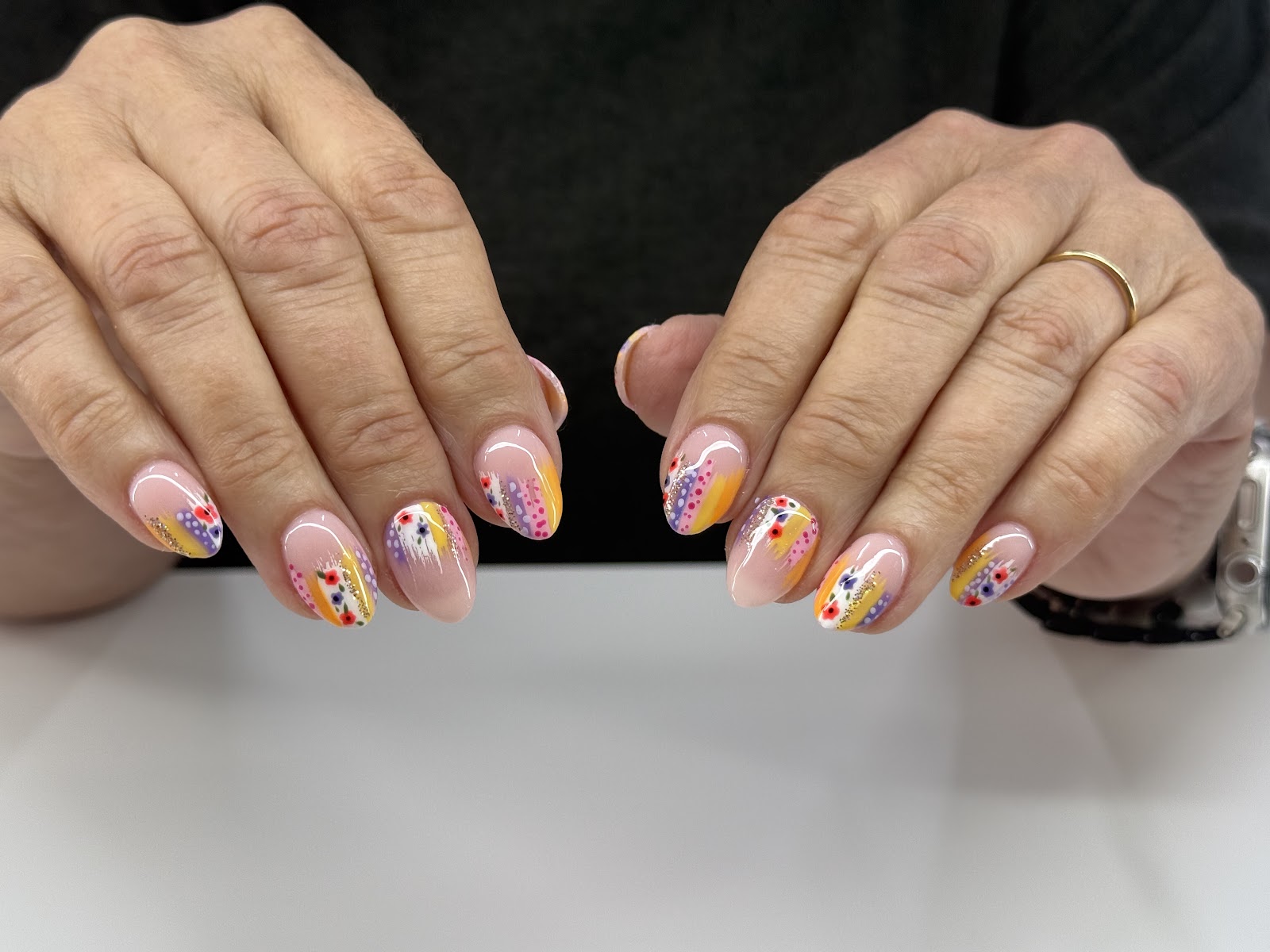 House of Beauty Hair & Nail Salon nail photo 1
